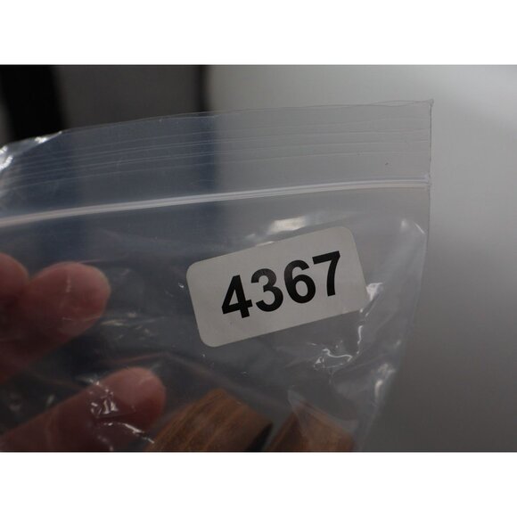 Steve Madden Selina Spiked Sandals Women's 8 Pink Gold Strappy Slip On Slides - Picture 10 of 10